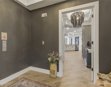 2743 1st Street - Photo Thumbnail 5
