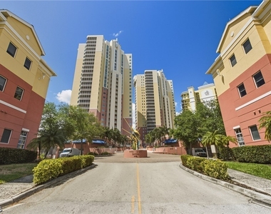 2743 1st Street - Photo Thumbnail 32