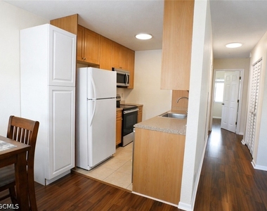 4615 Bayshore Drive - Photo Thumbnail 4