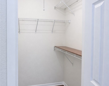 4615 Bayshore Drive - Photo Thumbnail 10