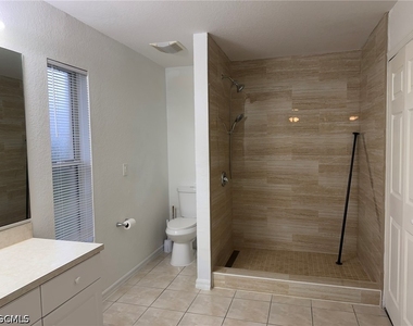 2909 Nw 25th Street - Photo Thumbnail 17
