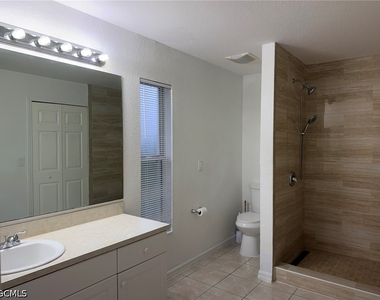 2909 Nw 25th Street - Photo Thumbnail 16