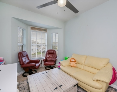 8513 Bernwood Cove Loop - Photo Thumbnail 18