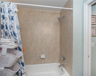 8513 Bernwood Cove Loop - Photo Thumbnail 21