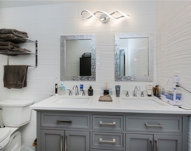 8513 Bernwood Cove Loop - Photo Thumbnail 27