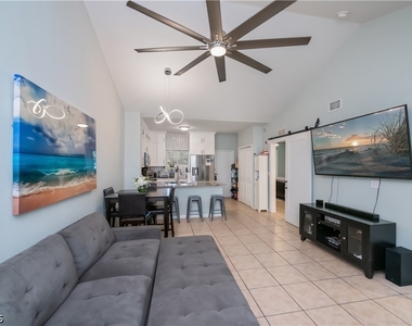 8513 Bernwood Cove Loop - Photo Thumbnail 41