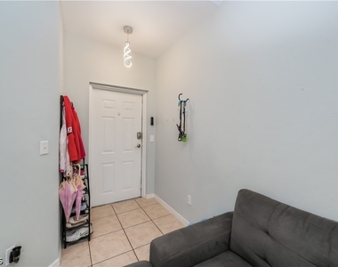 8513 Bernwood Cove Loop - Photo Thumbnail 43