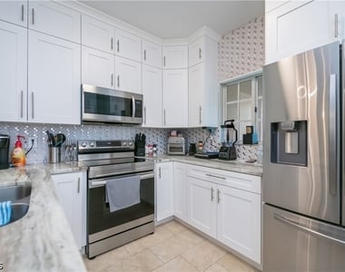 8513 Bernwood Cove Loop - Photo Thumbnail 34