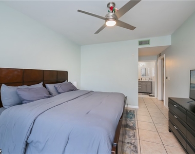 8513 Bernwood Cove Loop - Photo Thumbnail 29