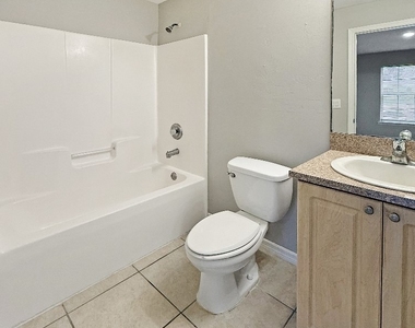 4771 Jordan Avenue S - Photo Thumbnail 11