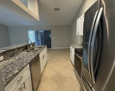 2502 38th Street W - Photo Thumbnail 5