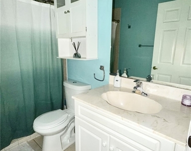 11652 Pawley Avenue - Photo Thumbnail 12