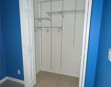 11652 Pawley Avenue - Photo Thumbnail 20