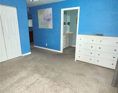 11652 Pawley Avenue - Photo Thumbnail 22