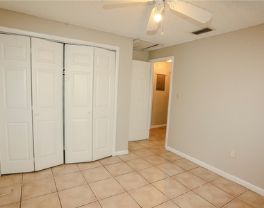 2055 Braman Avenue - Photo Thumbnail 9
