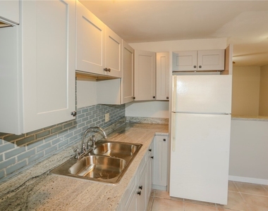 2055 Braman Avenue - Photo Thumbnail 5
