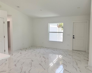 3206 55th Street W - Photo Thumbnail 13