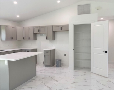 3206 55th Street W - Photo Thumbnail 29