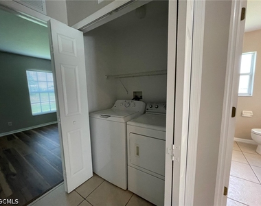 2836 Nw 21st Place - Photo Thumbnail 13