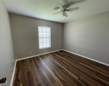 2836 Nw 21st Place - Photo Thumbnail 11