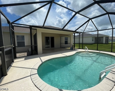 2836 Nw 21st Place - Photo Thumbnail 23