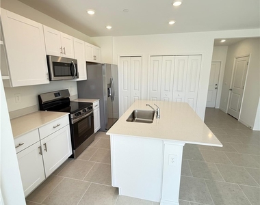 4248 Caterina Court - Photo Thumbnail 10