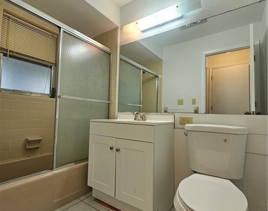 306 Highland Avenue - Photo Thumbnail 15