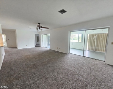 306 Highland Avenue - Photo Thumbnail 12
