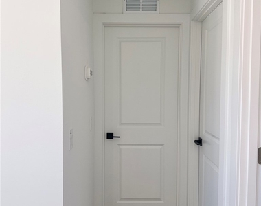 714 Ledge Street - Photo Thumbnail 16