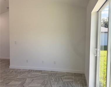 714 Ledge Street - Photo Thumbnail 7