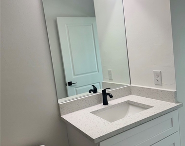 714 Ledge Street - Photo Thumbnail 12