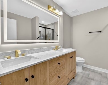 7761 Jewel Lane - Photo Thumbnail 15