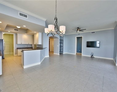 2090 W First Street - Photo Thumbnail 7