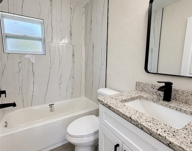 579 Wood Avenue - Photo Thumbnail 7