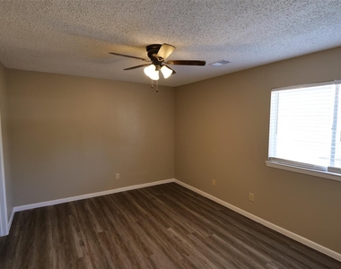 21426 Park Mill Lane - Photo Thumbnail 9