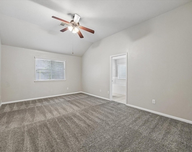 15203 Green Whisper Drive - Photo Thumbnail 14