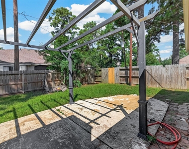 16007 Sweet Fern Street - Photo Thumbnail 33