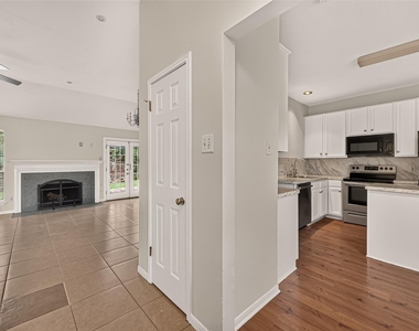 16007 Sweet Fern Street - Photo Thumbnail 10