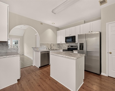16007 Sweet Fern Street - Photo Thumbnail 12