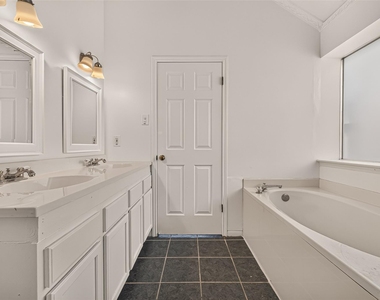 16007 Sweet Fern Street - Photo Thumbnail 29