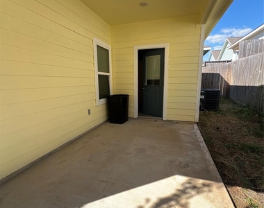 833 Omeara - Photo Thumbnail 16