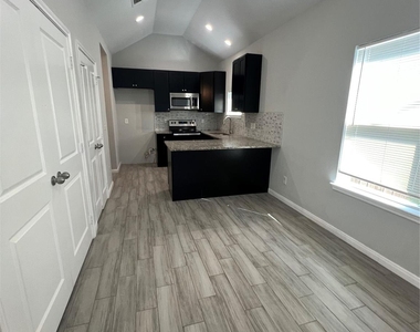 833 Omeara - Photo Thumbnail 3