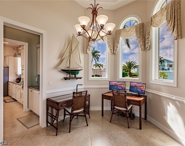 950 Snowberry Court - Photo Thumbnail 16
