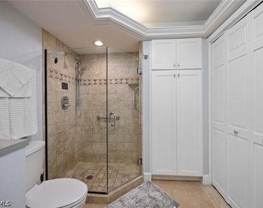 26000 Hickory Boulevard - Photo Thumbnail 19