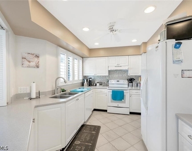 551 Beachwalk Circle - Photo Thumbnail 13