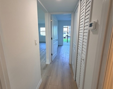 16881 Davis Road - Photo Thumbnail 3