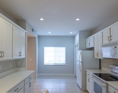 9113 Michael Circle - Photo Thumbnail 9