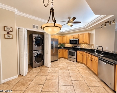9625 Hemingway Lane - Photo Thumbnail 1