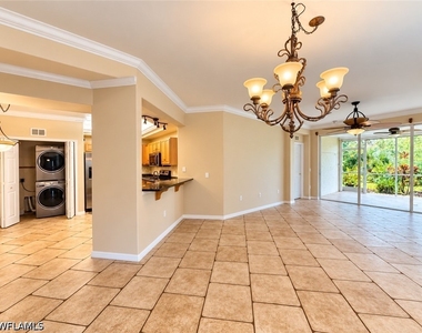 9625 Hemingway Lane - Photo Thumbnail 2
