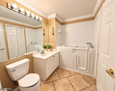 9625 Hemingway Lane - Photo Thumbnail 12